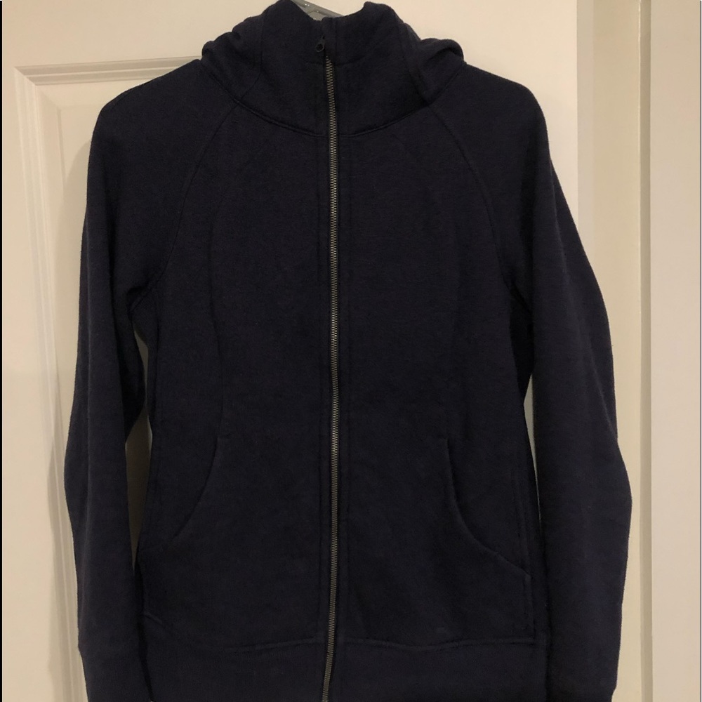 lululemon women scuba hoodie travel *never worn*
